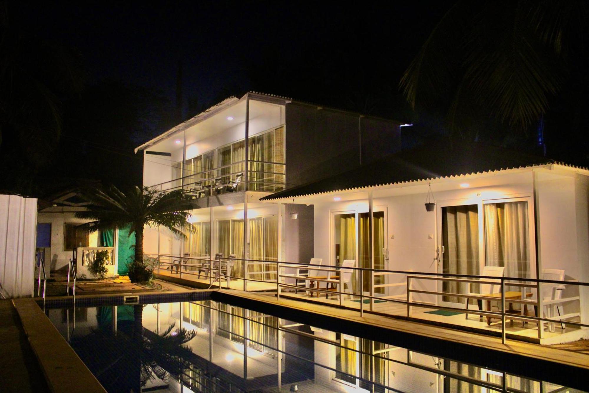 Arabian Sea Beach Resort Morjim Eksteriør bilde