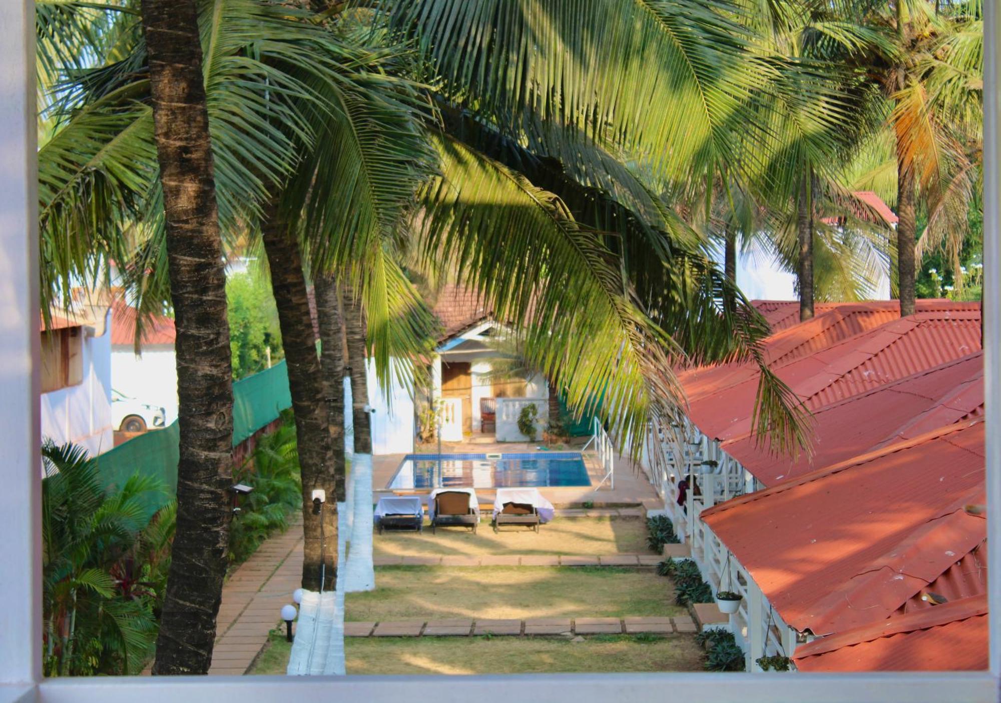 Arabian Sea Beach Resort Morjim Eksteriør bilde